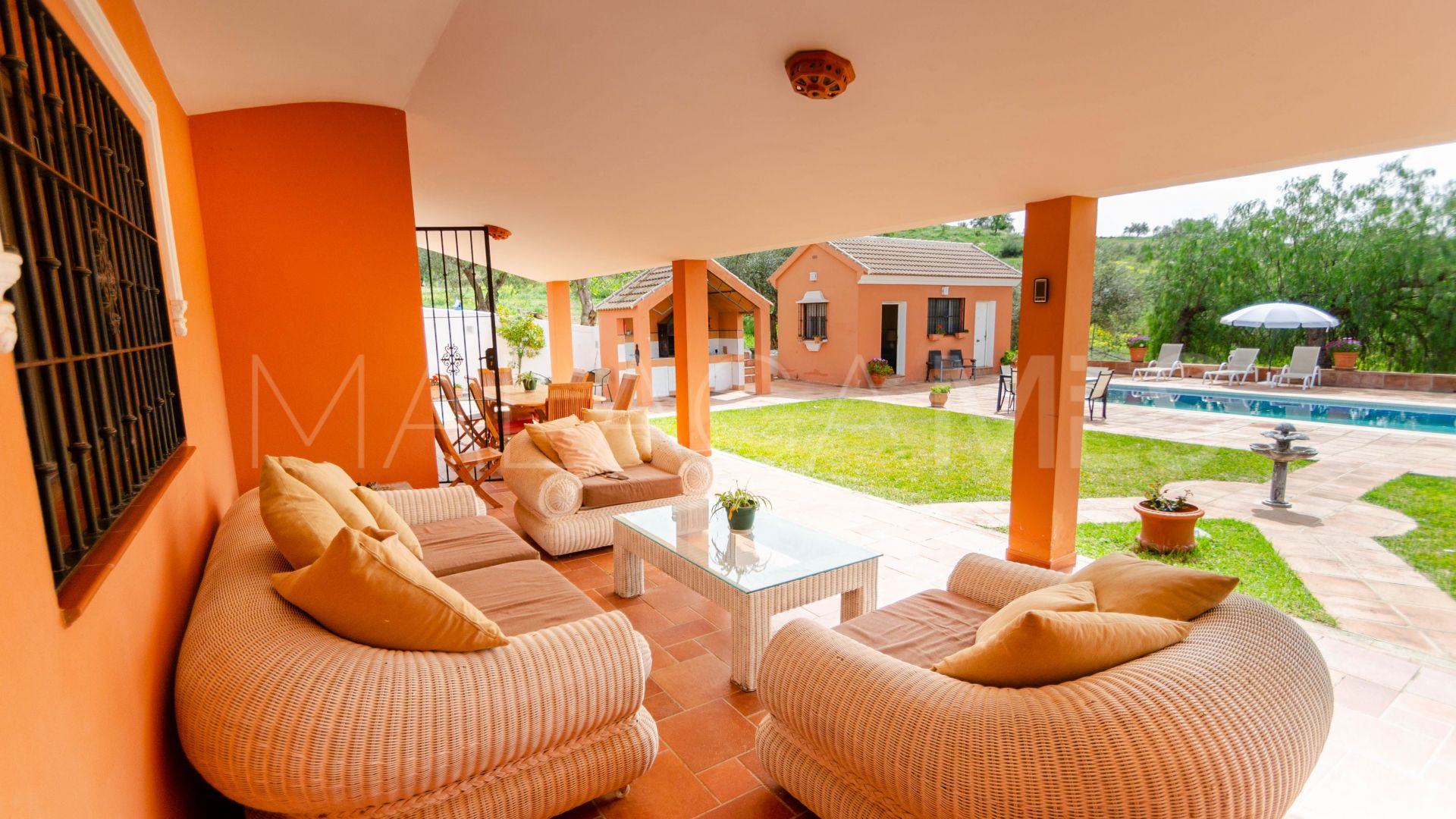 Se vende casa in Malaga with 4 bedrooms