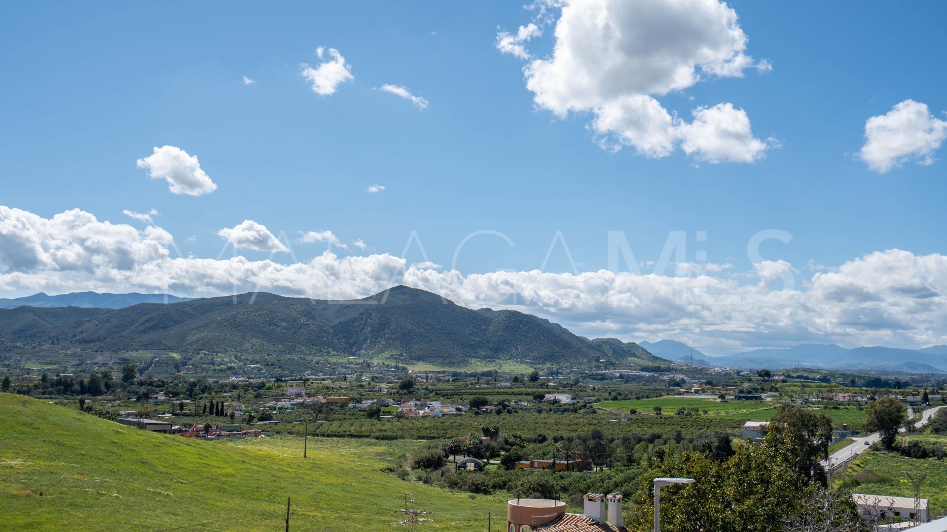 Duplex penthouse for sale in Malaga - Campanillas