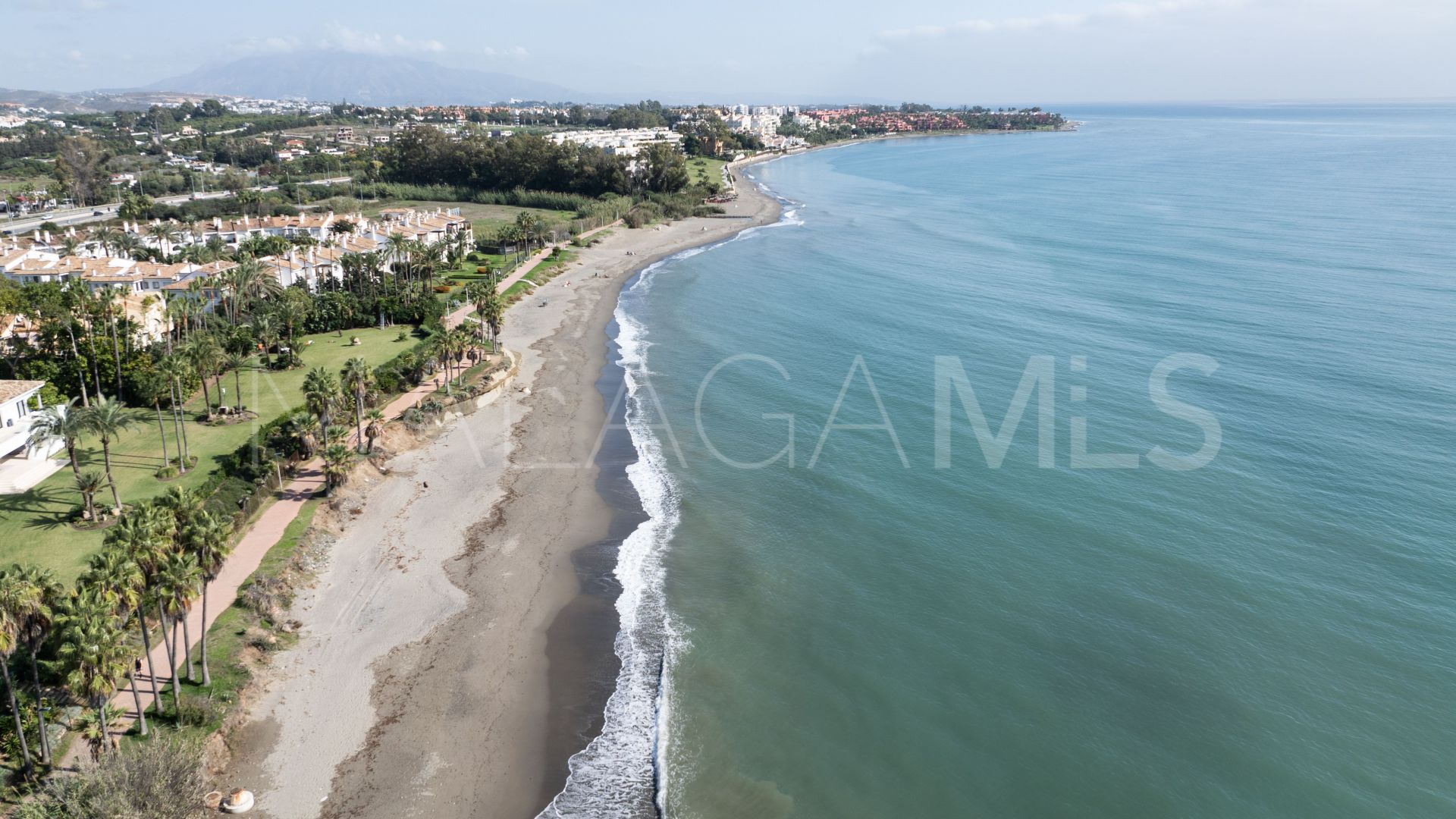 Villa for sale in Estepona Öst