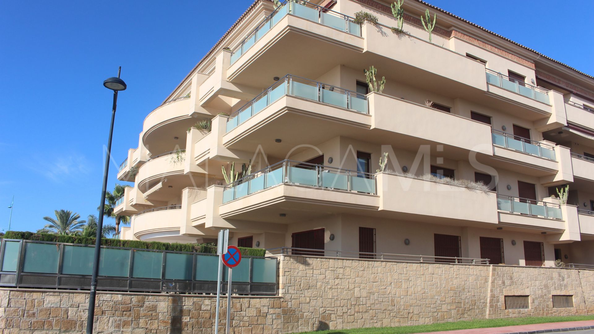 Buy apartamento in Las Petunias