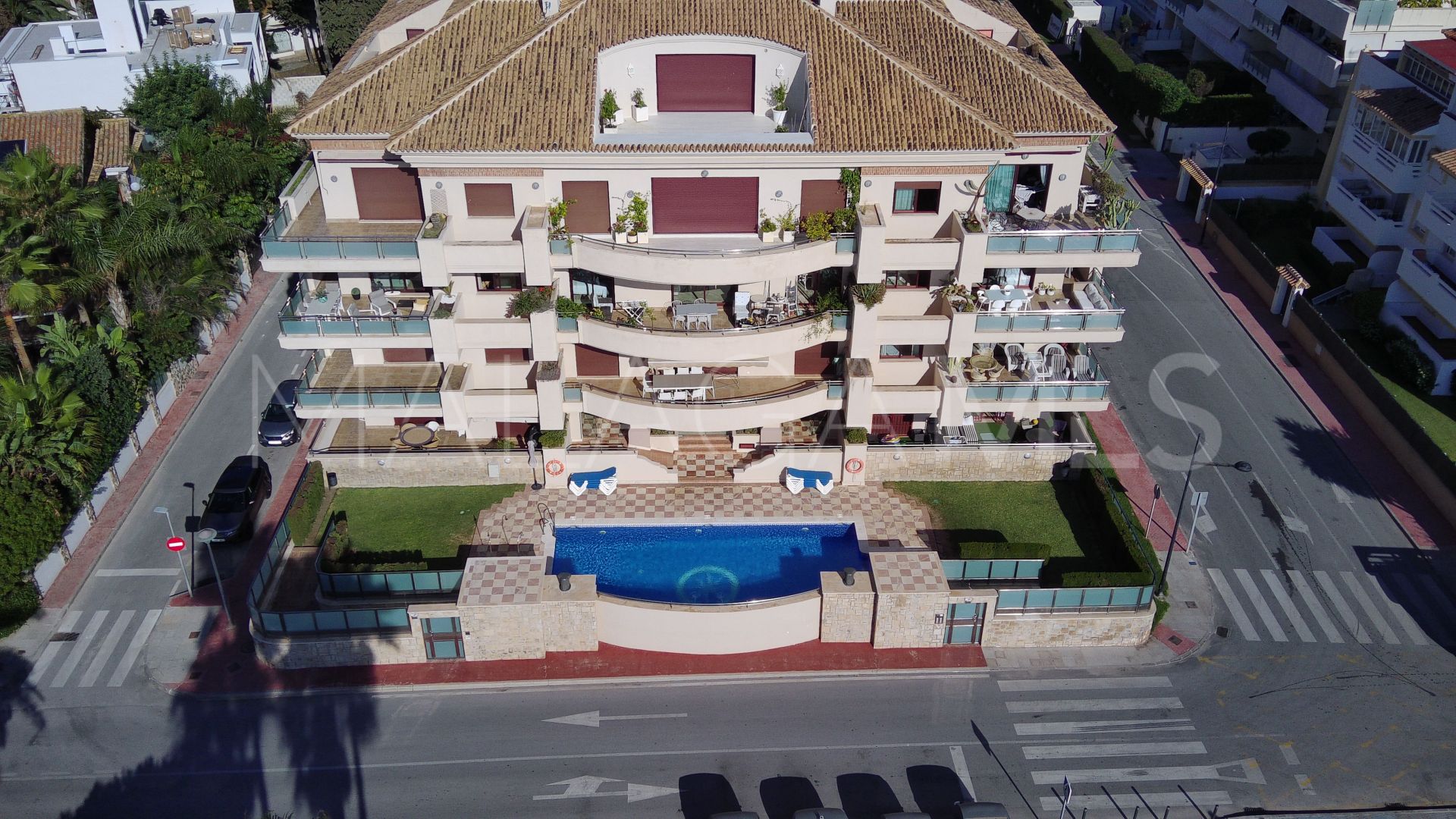 Buy apartamento in Las Petunias