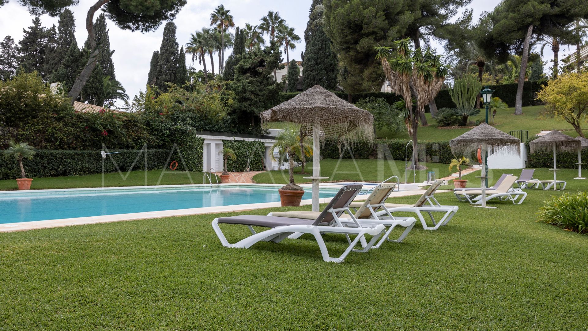 Appartement terrasse for sale in Los Monteros