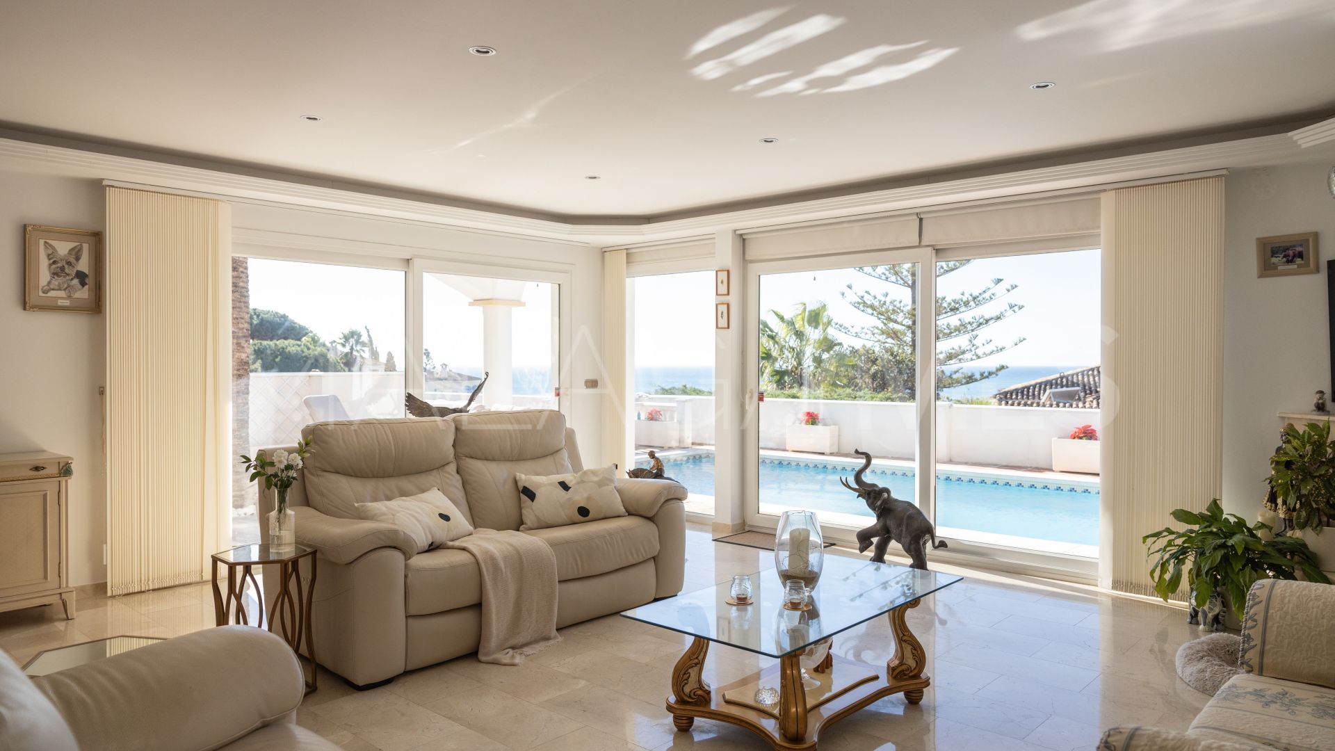 Villa for sale in Cala de Mijas