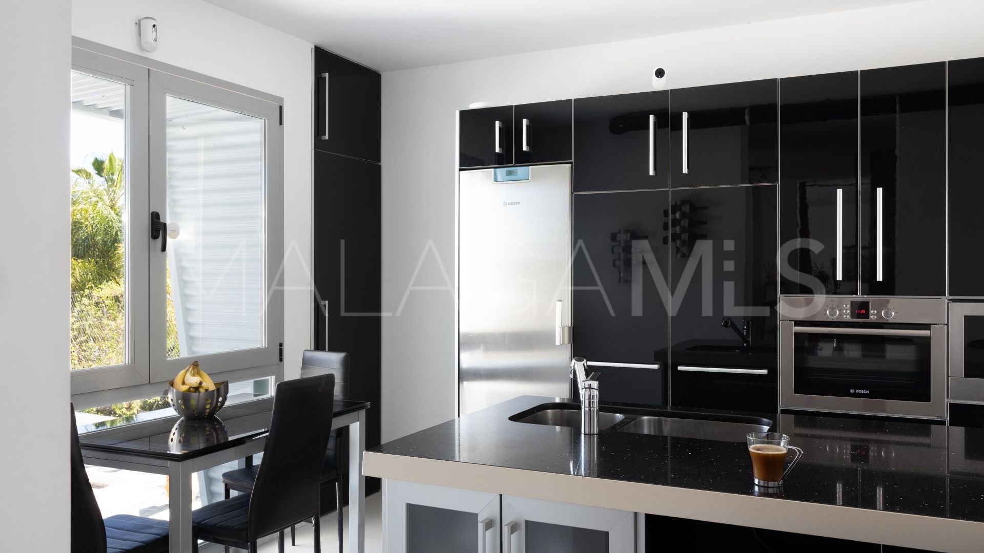 Villa for sale in Pinos de Alhaurín