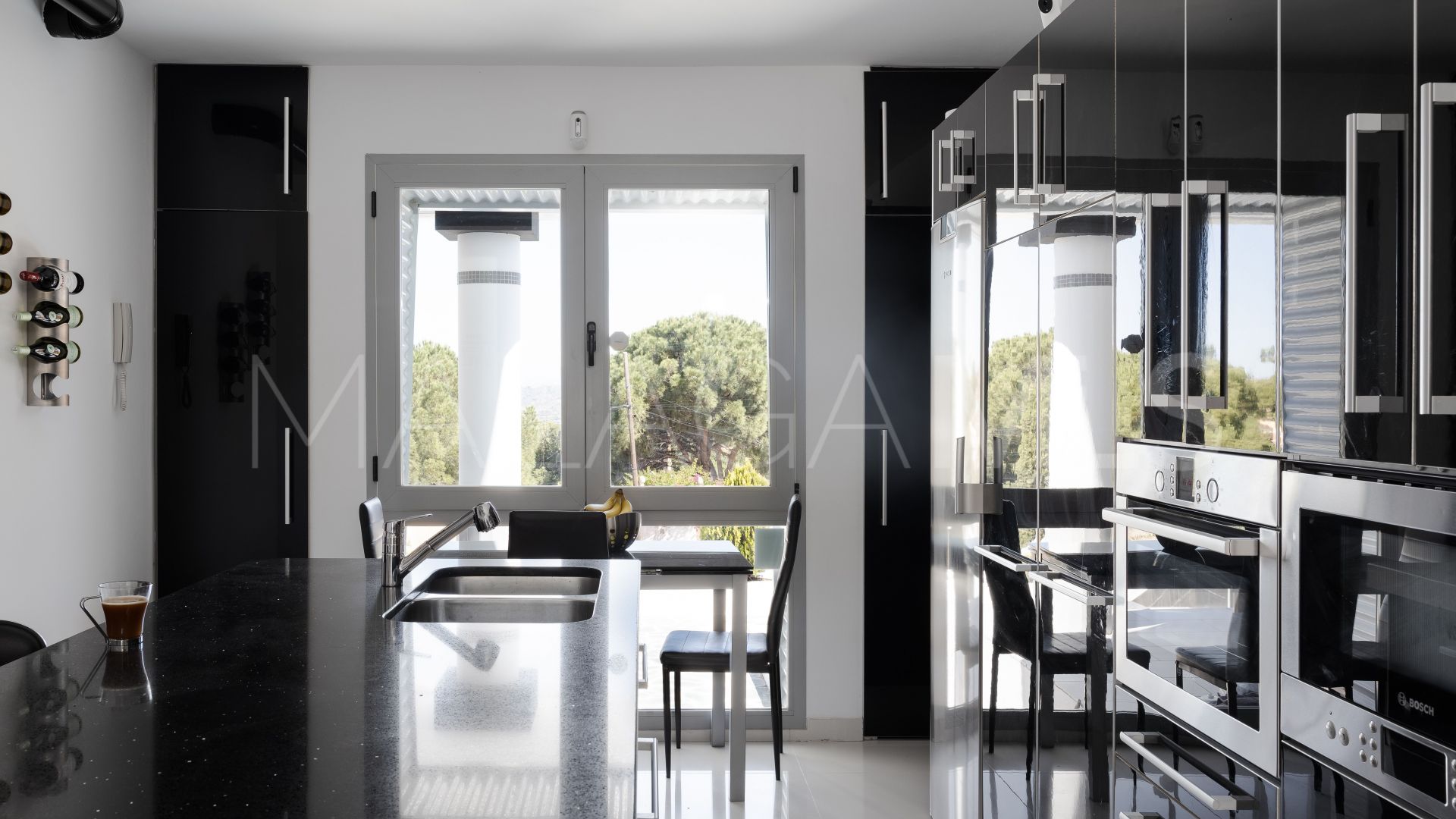 Villa for sale in Pinos de Alhaurín