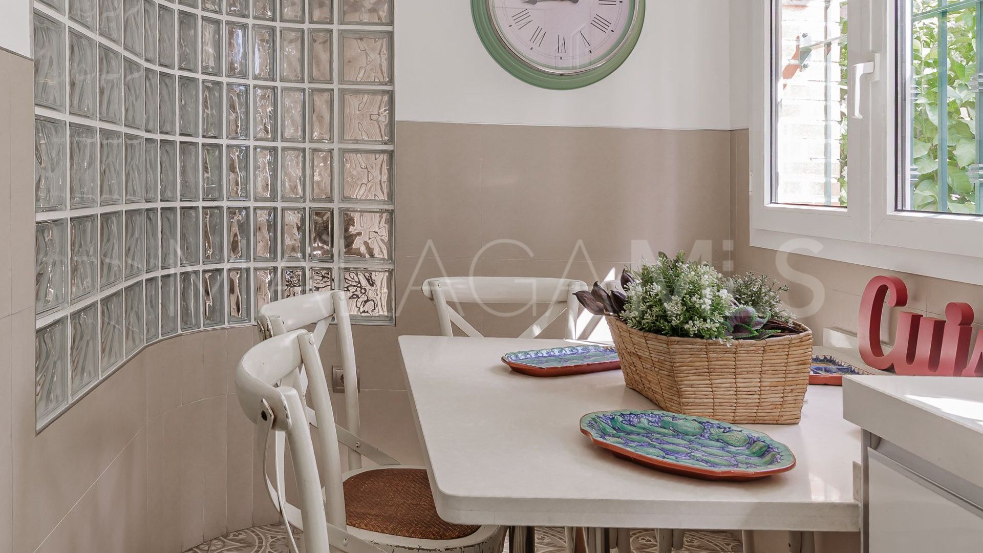 Buy pareado with 4 bedrooms in Pedregalejo