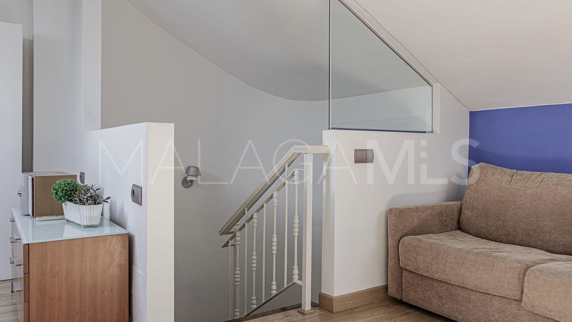 Buy pareado with 4 bedrooms in Pedregalejo