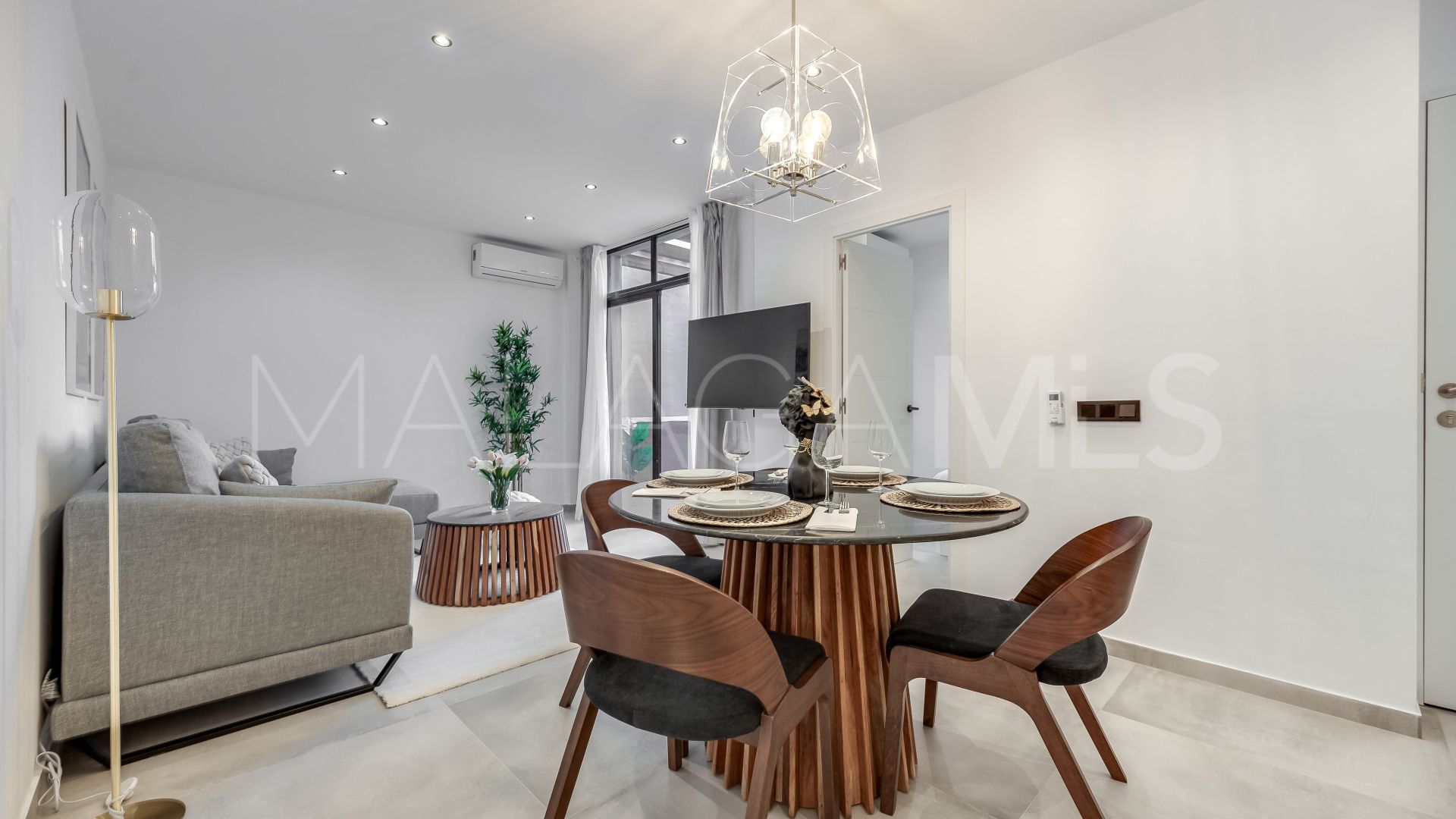 Lägenhet for sale in Estepona