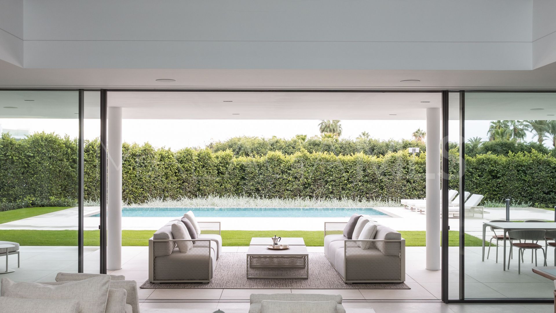 Villa for sale in Marbella Golden Mile
