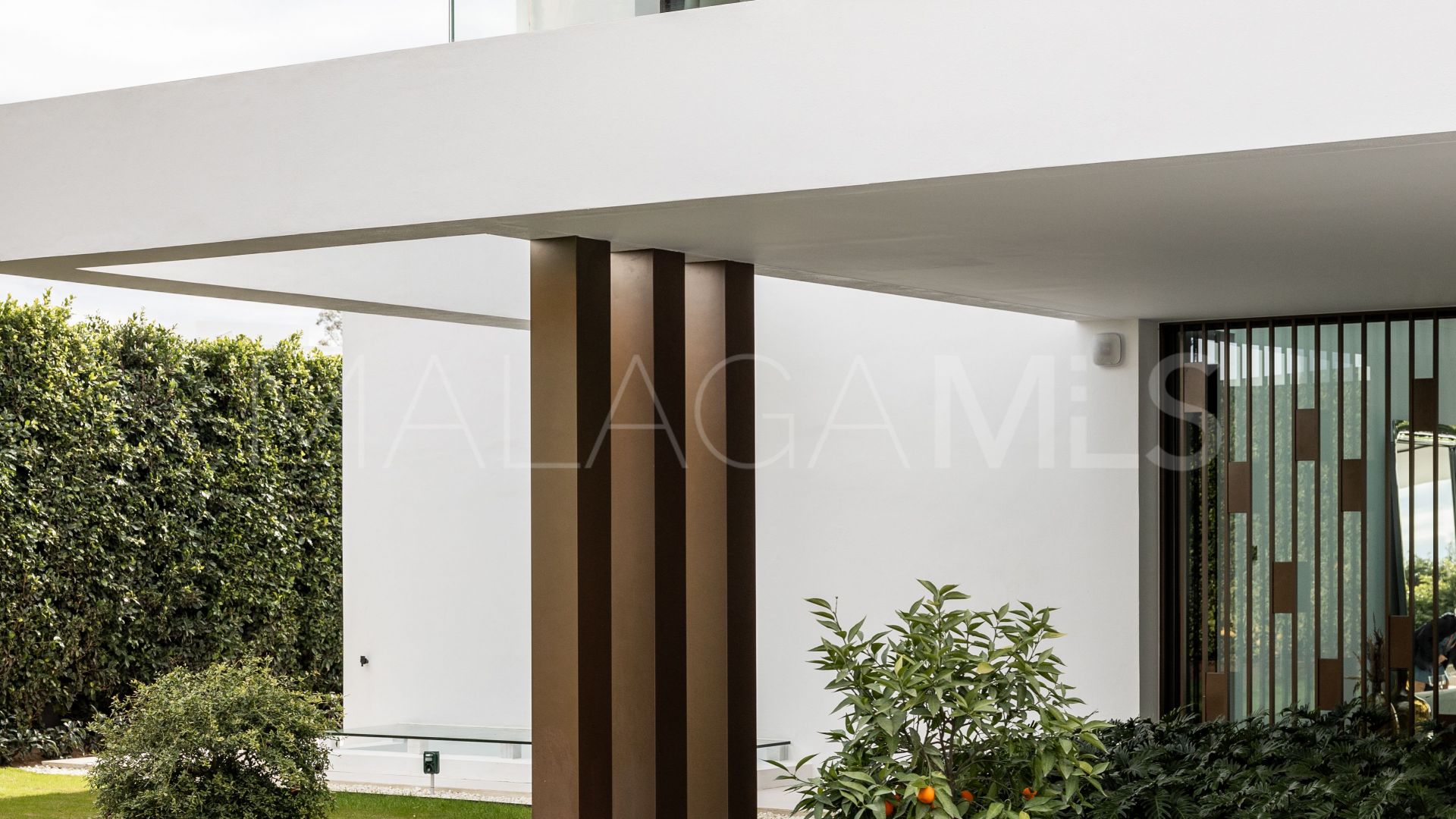 Villa for sale in Marbella Golden Mile