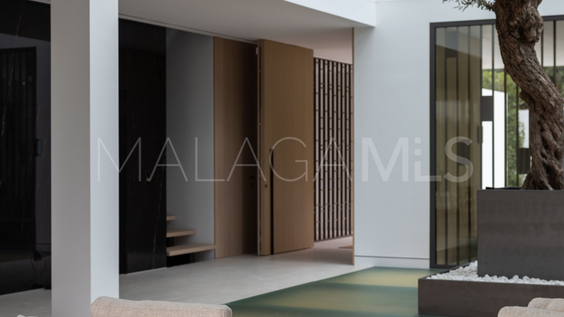 Villa for sale in Marbella Golden Mile