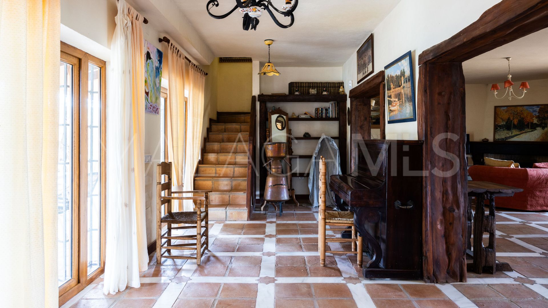 Hus i byn for sale in Mijas