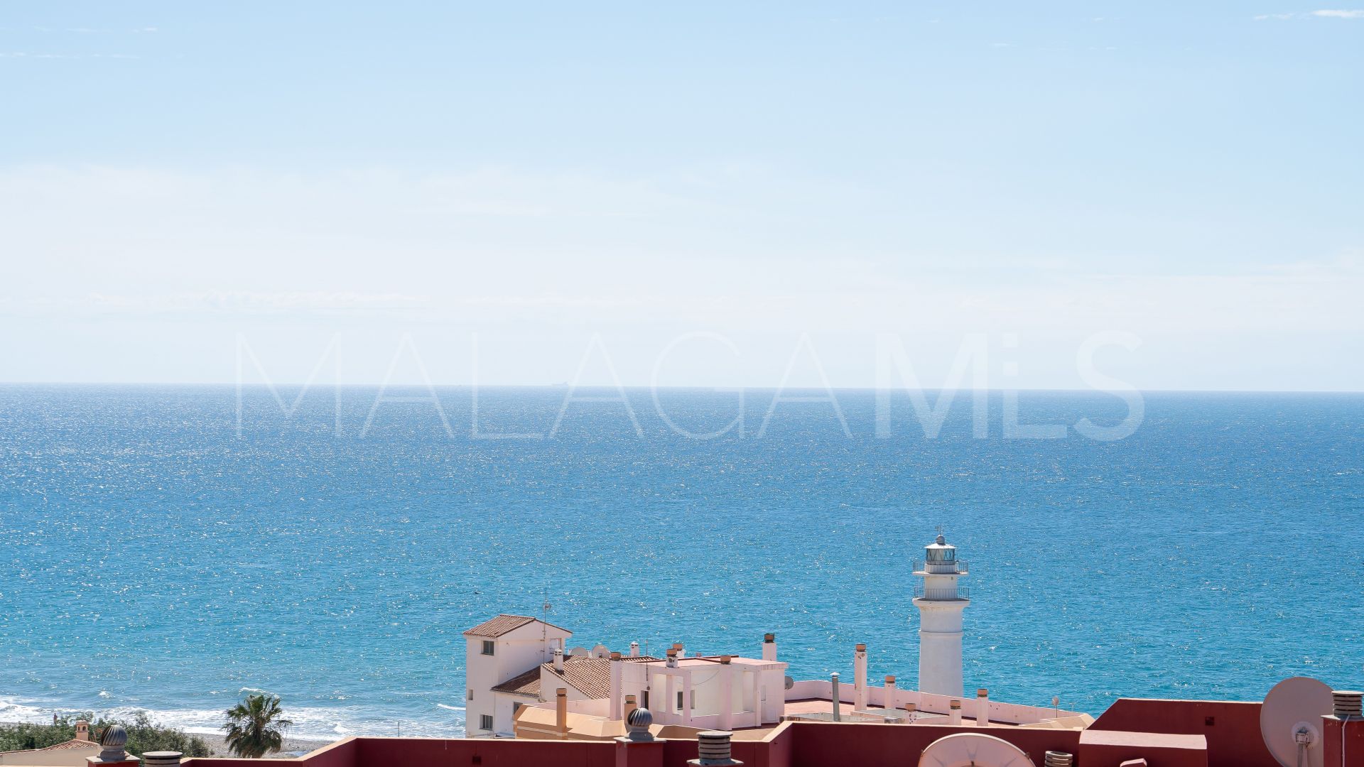 Se vende Ático in Torrox Costa de 3 bedrooms