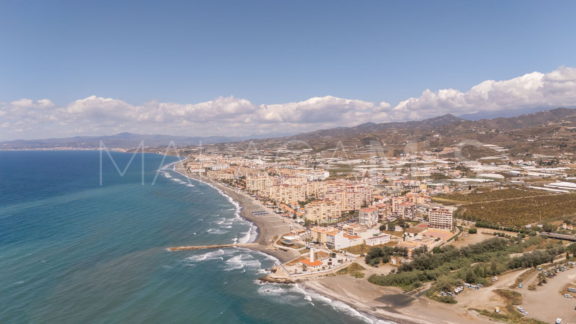 Se vende Ático in Torrox Costa de 3 bedrooms