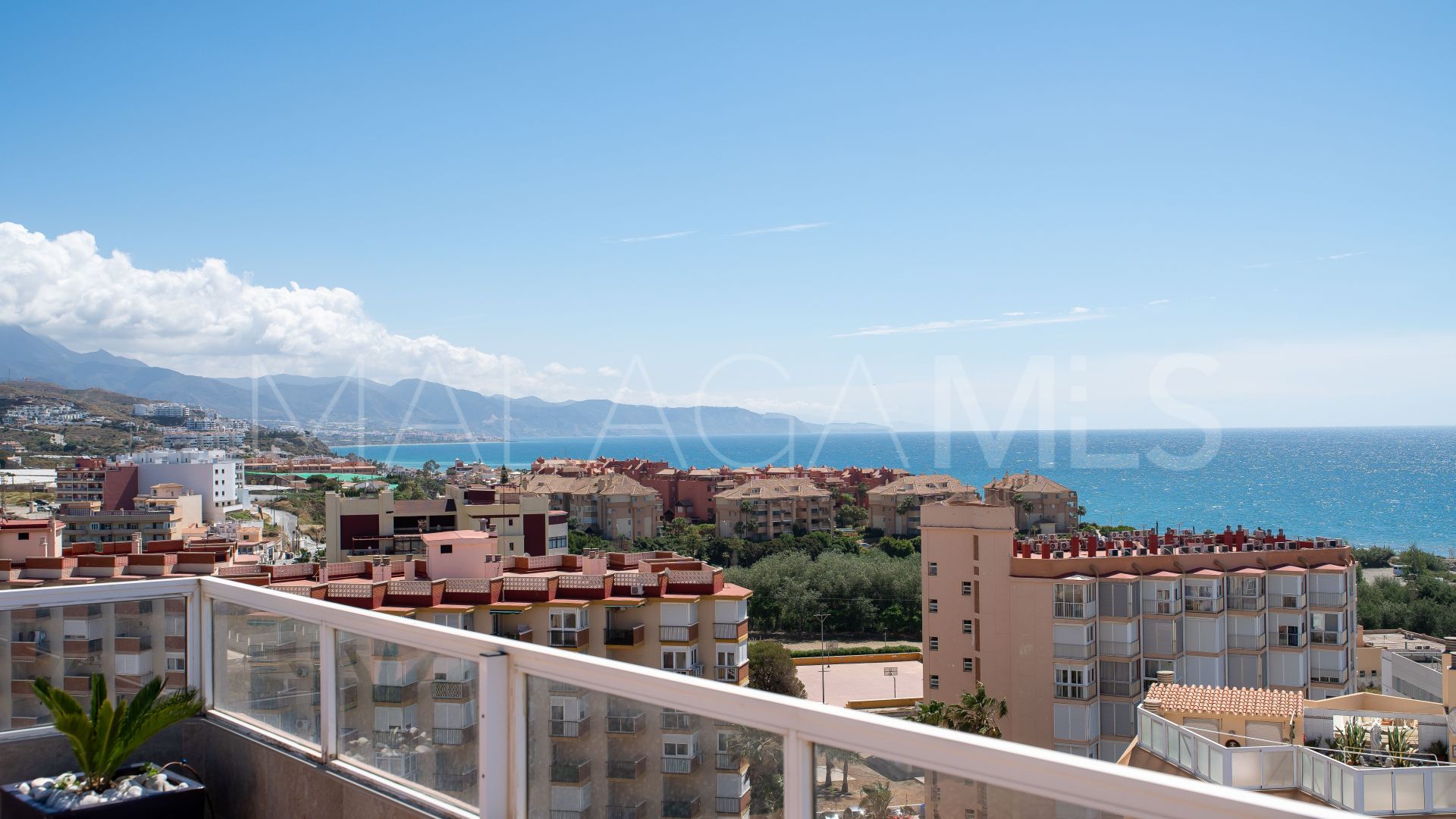 Se vende Ático in Torrox Costa de 3 bedrooms
