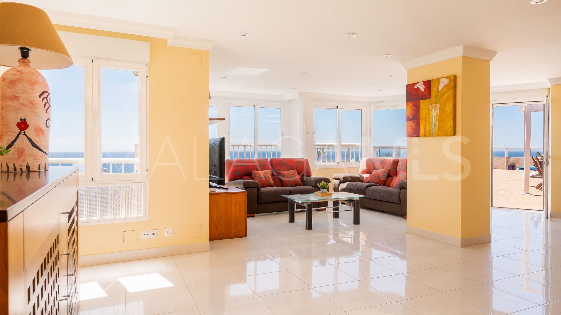 Se vende Ático in Torrox Costa de 3 bedrooms