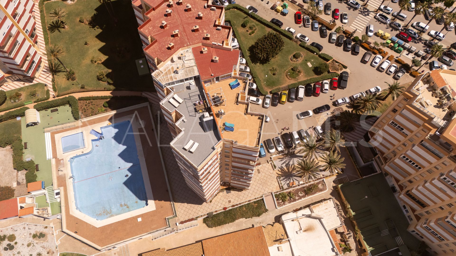 Se vende Ático in Torrox Costa de 3 bedrooms