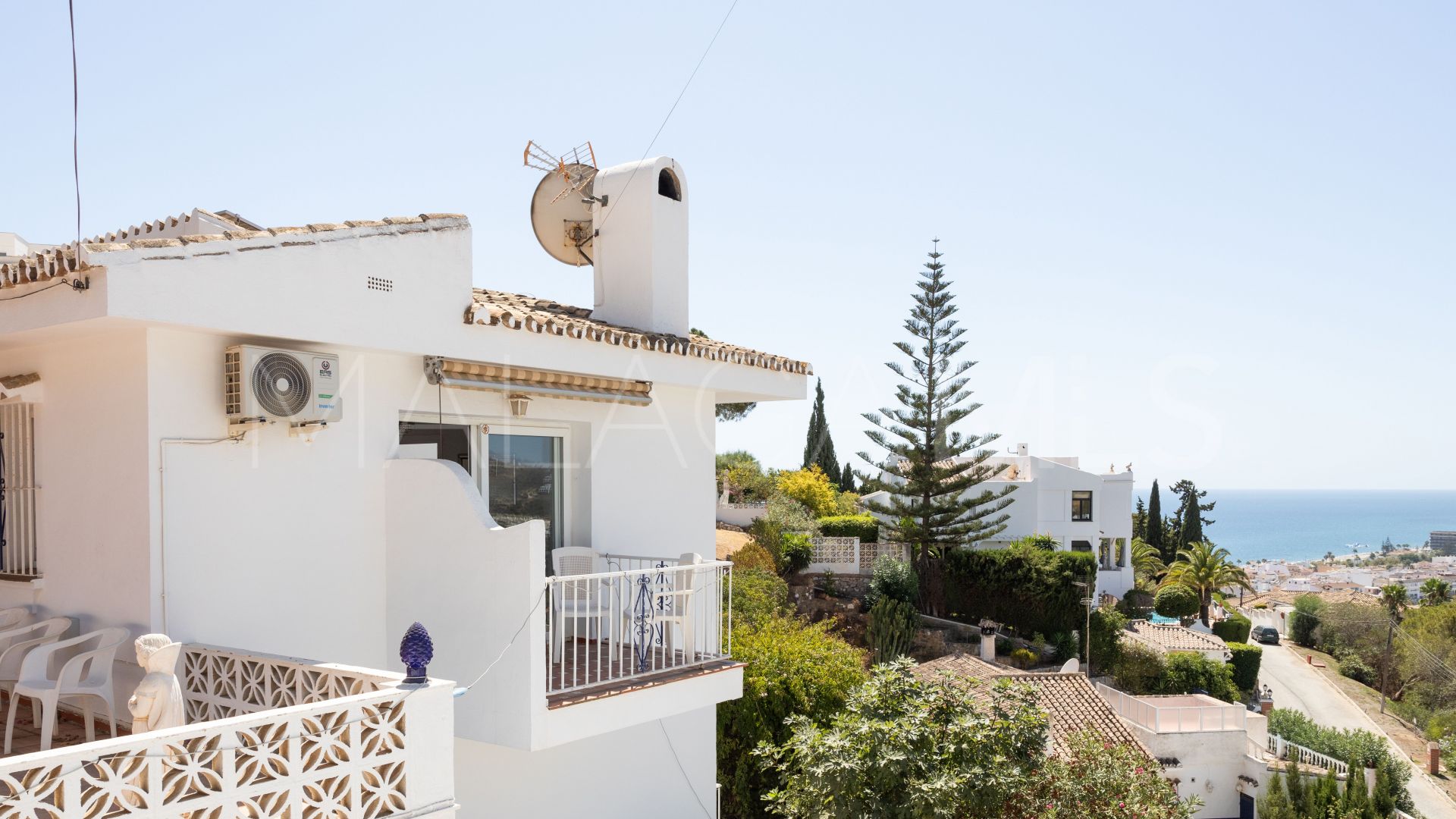 Villa for sale with 4 bedrooms in Cala de Mijas