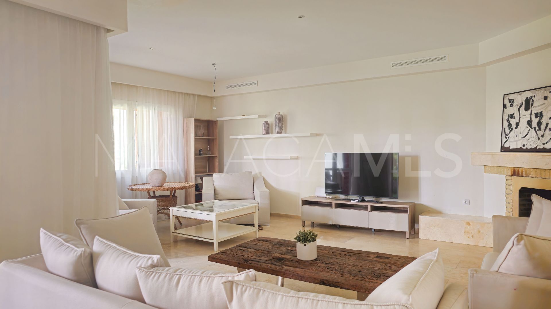Duplex-wohnung for sale in Nueva Andalucia