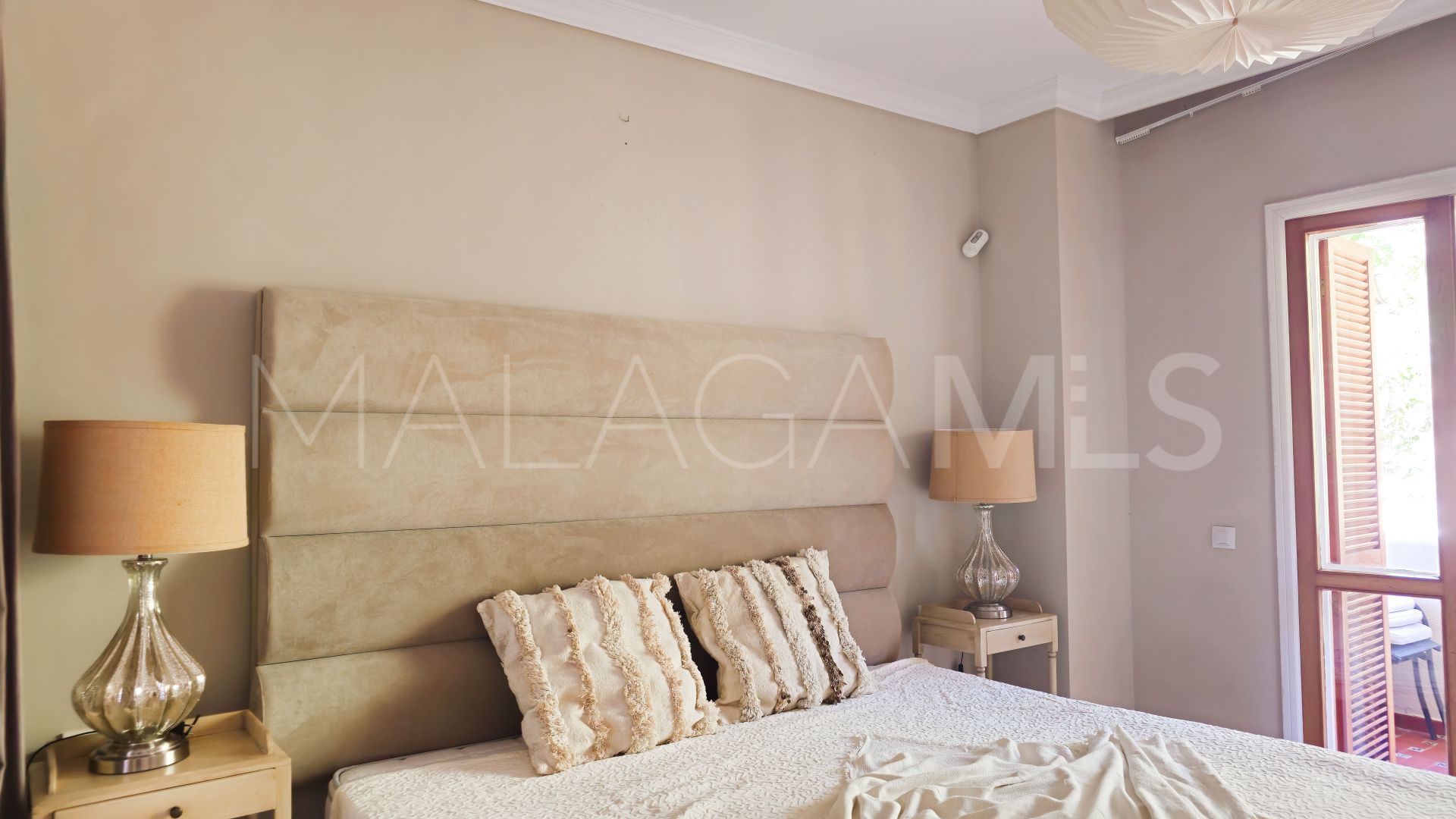 Duplex-wohnung for sale in Nueva Andalucia