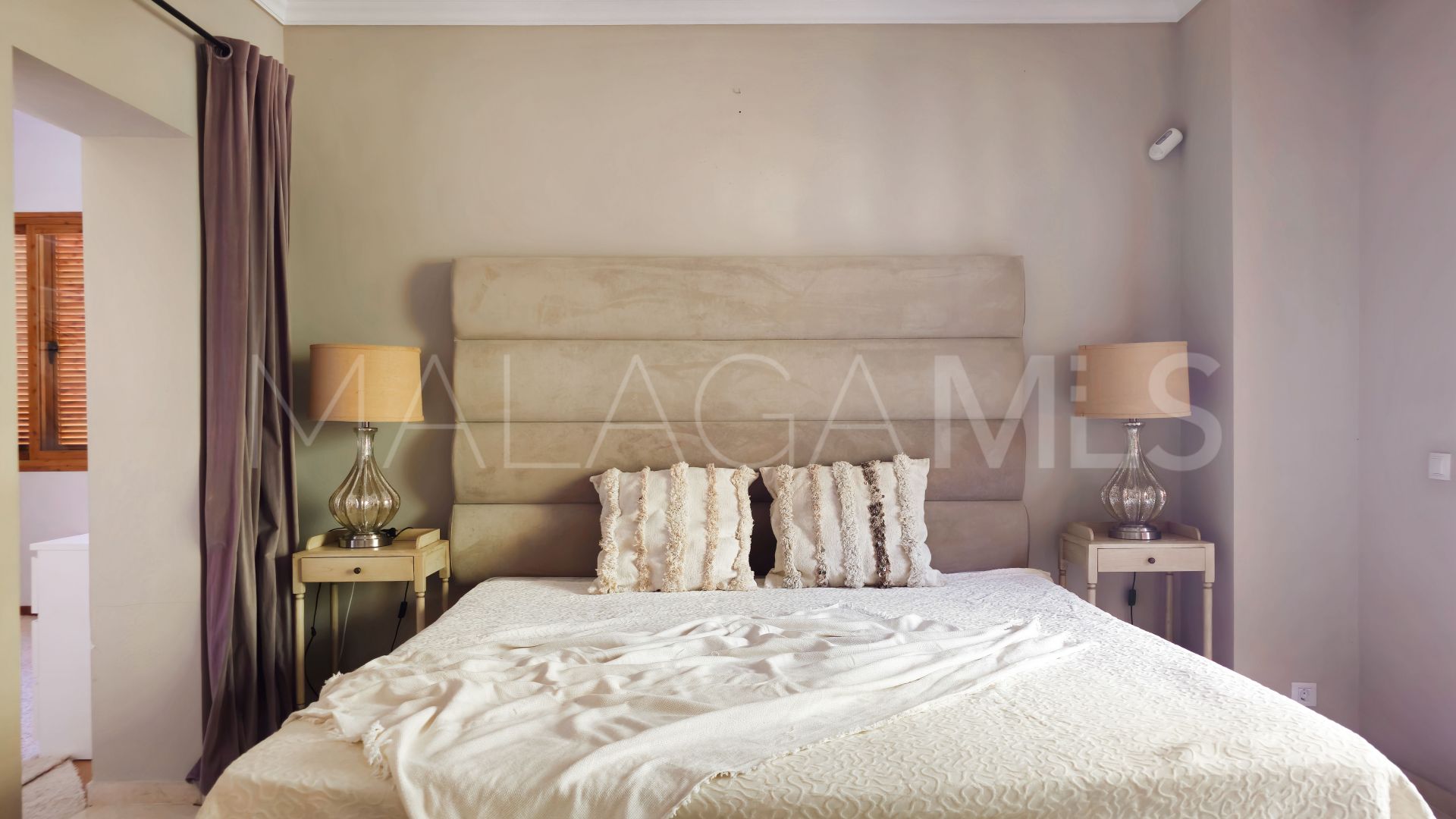 Duplex-wohnung for sale in Nueva Andalucia