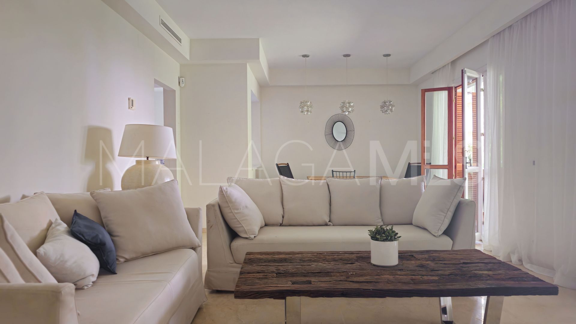 Duplex-wohnung for sale in Nueva Andalucia