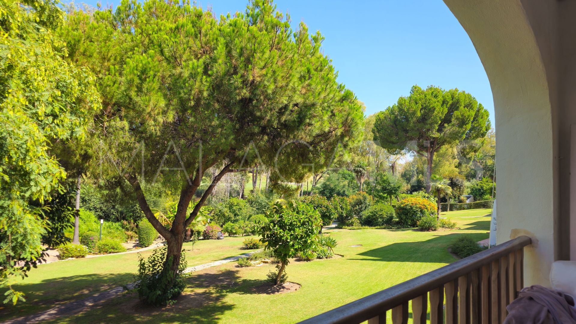 Duplex-wohnung for sale in Nueva Andalucia