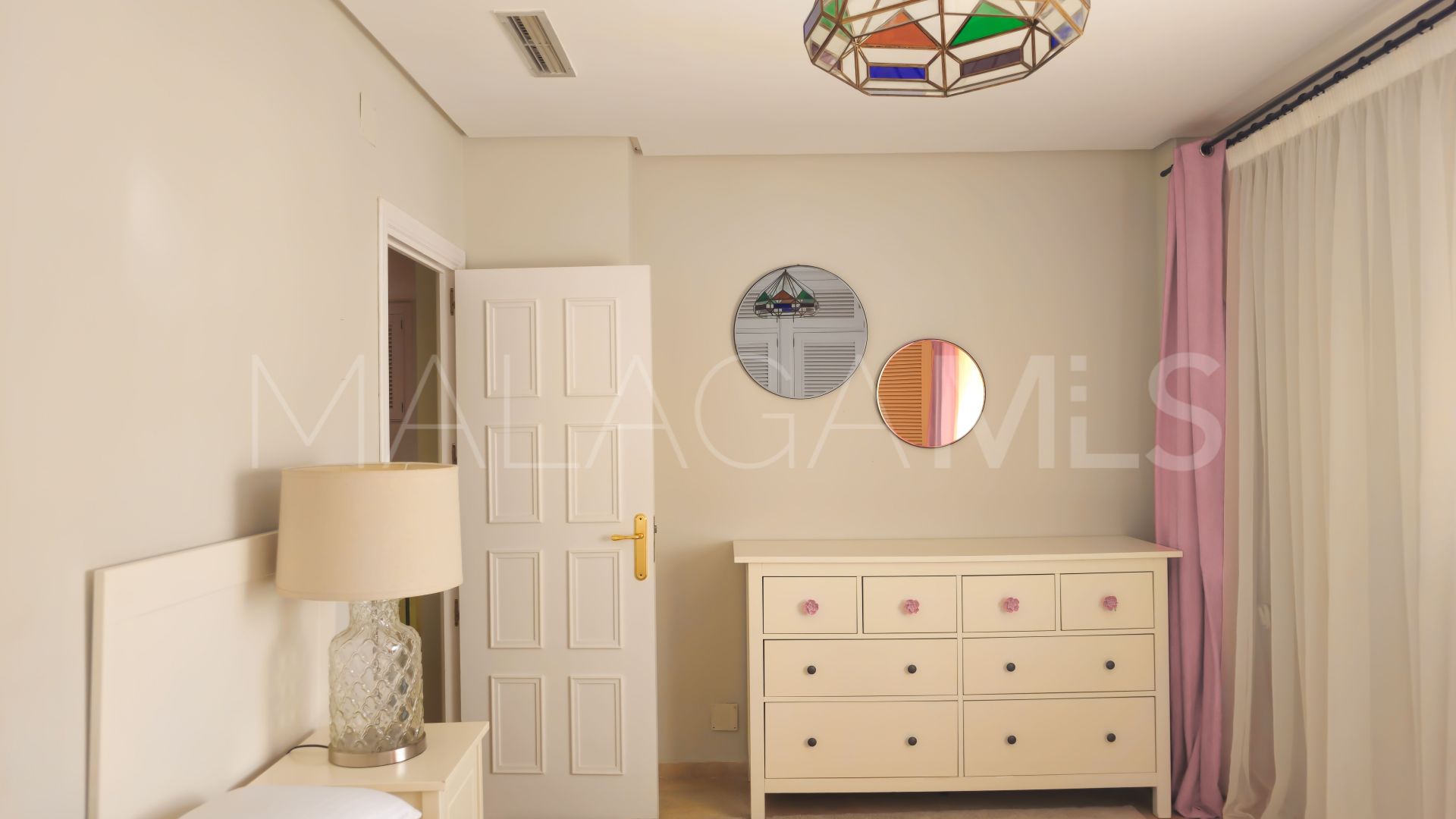 Duplex-wohnung for sale in Nueva Andalucia
