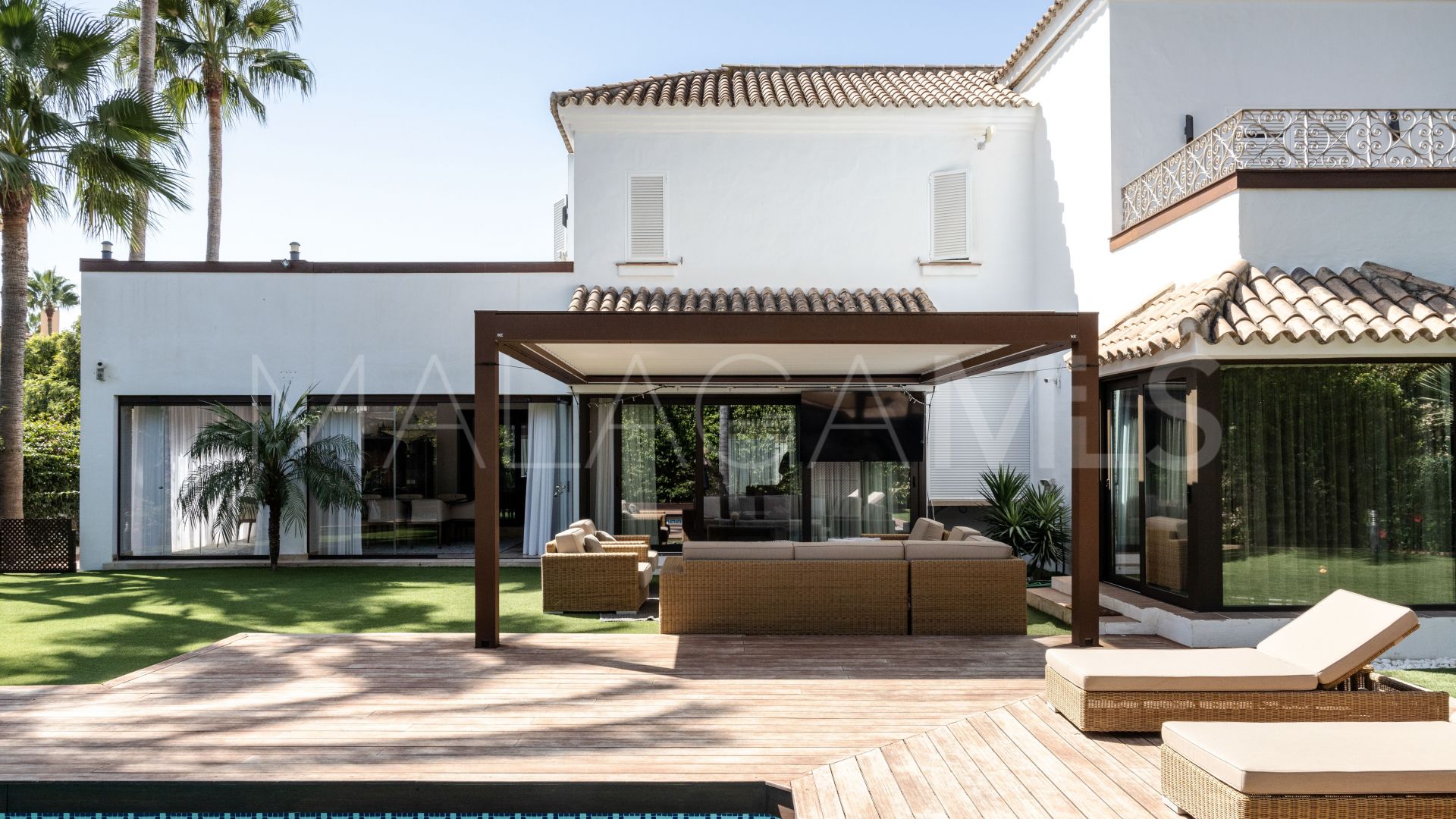 Villa for sale in Marbella - Puerto Banus