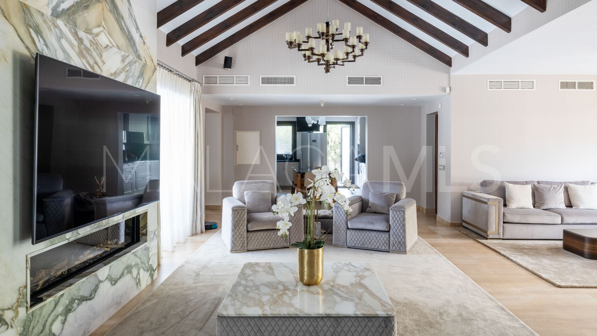 Villa for sale in Marbella - Puerto Banus