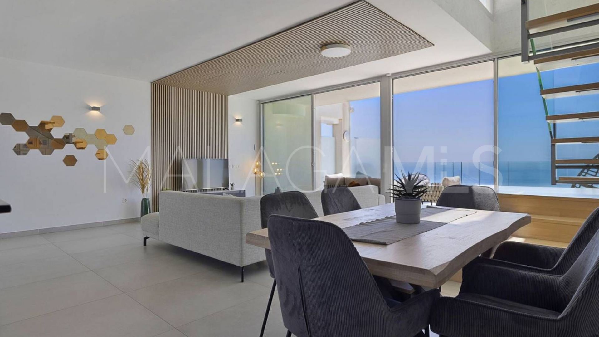 Buy penthouse in La Capellania