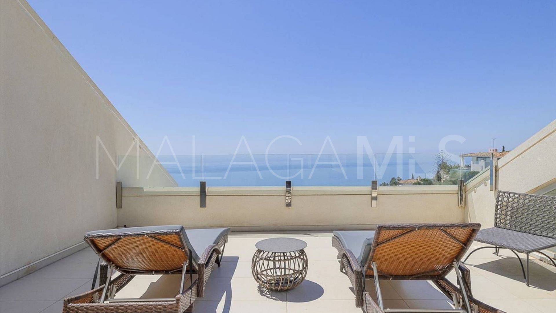 Buy penthouse in La Capellania