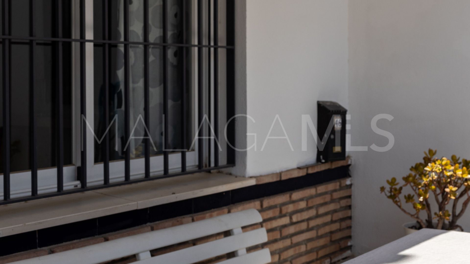 For sale Torreblanca town house with 4 bedrooms