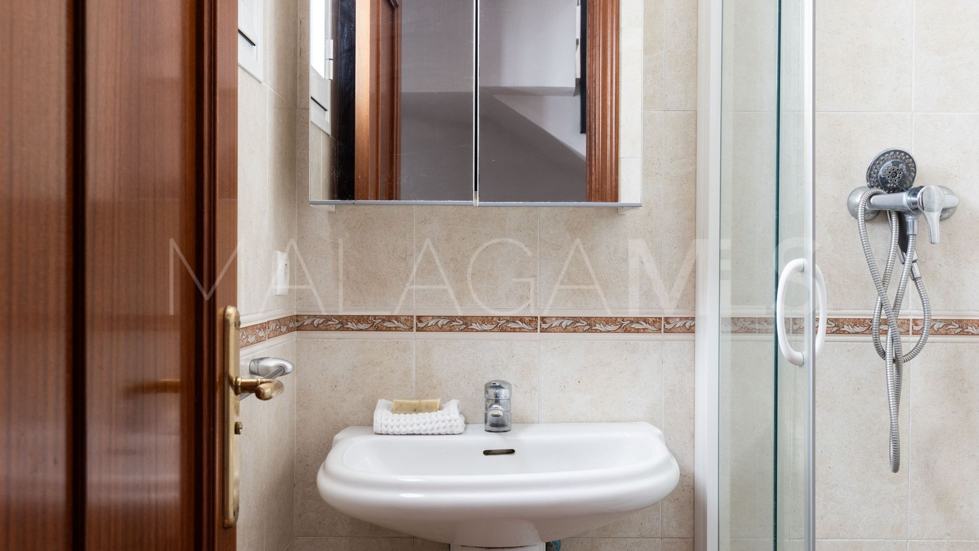 For sale Torreblanca town house with 4 bedrooms