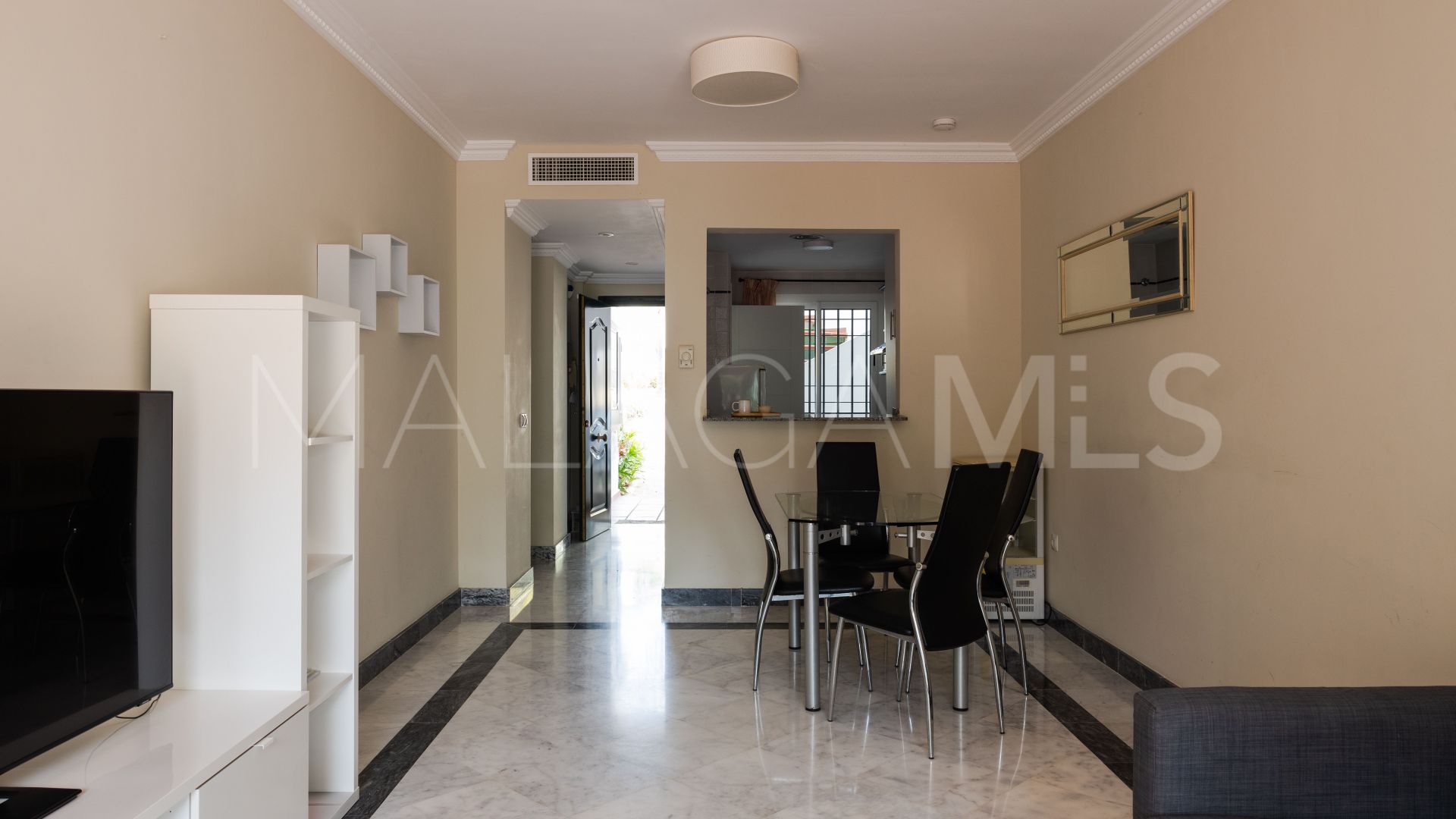 Appartement rez de chaussée for sale in Nueva Andalucia