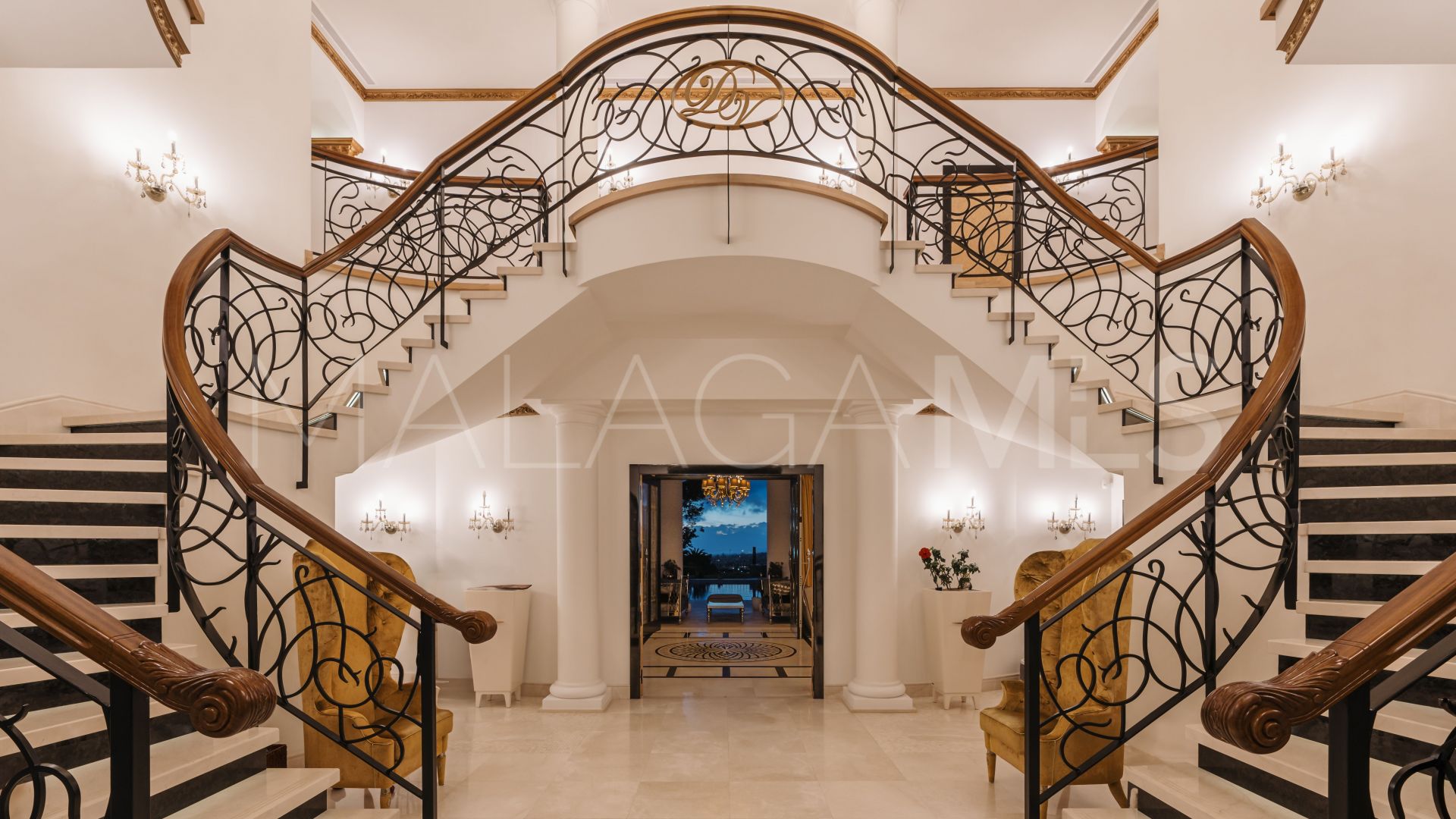 Mansion for sale in Marbella Ost