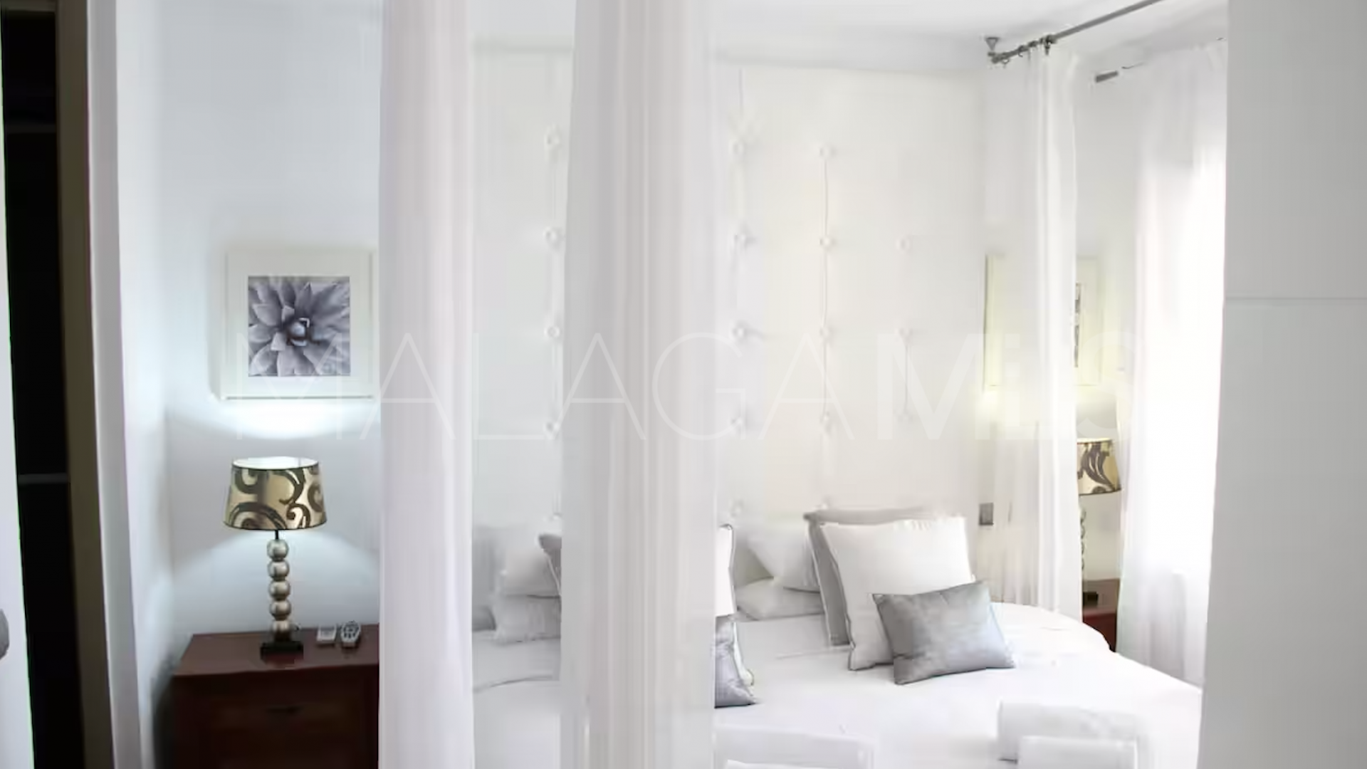 Maison de ville for sale in Nueva Andalucia