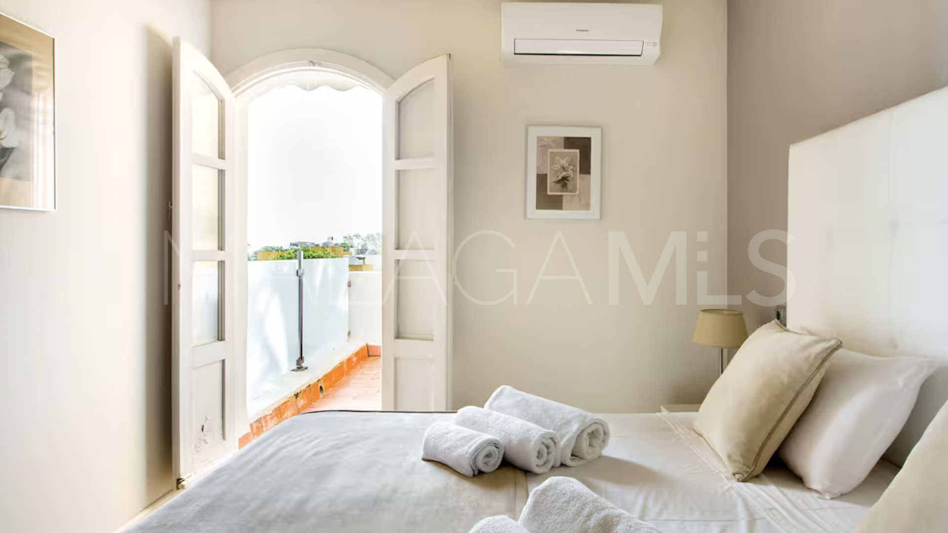 Maison de ville for sale in Nueva Andalucia