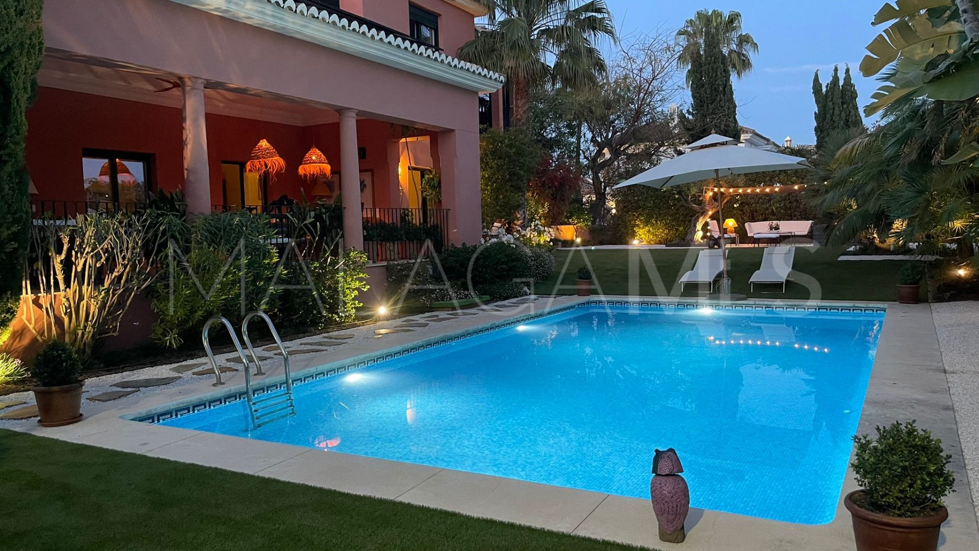 Villa for sale in Golden Mile