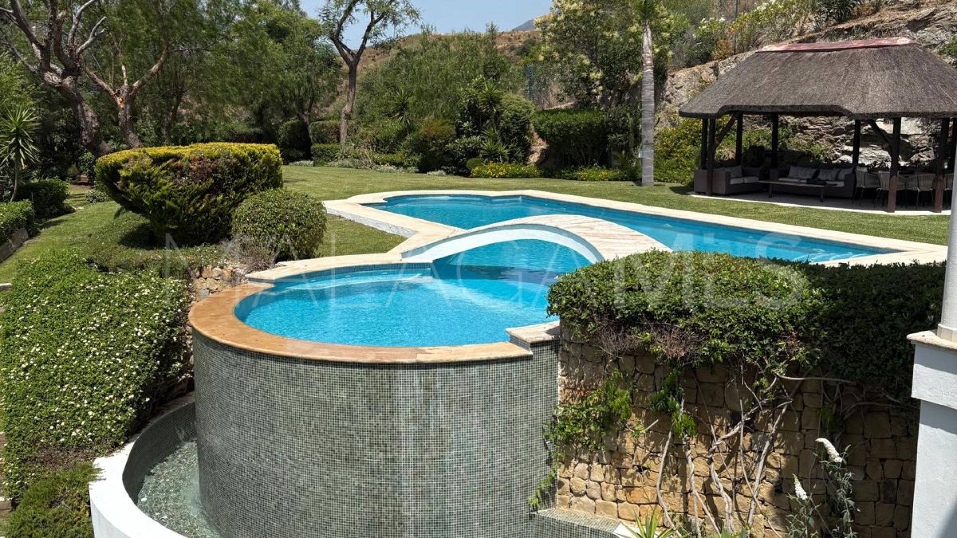 Buy villa in Marbella Golden Mile