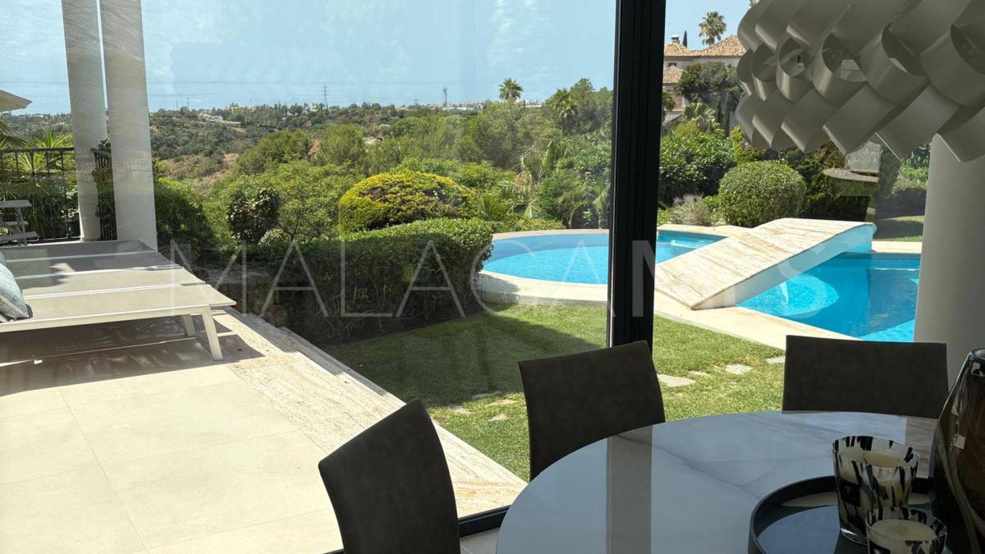 Buy villa in Marbella Golden Mile