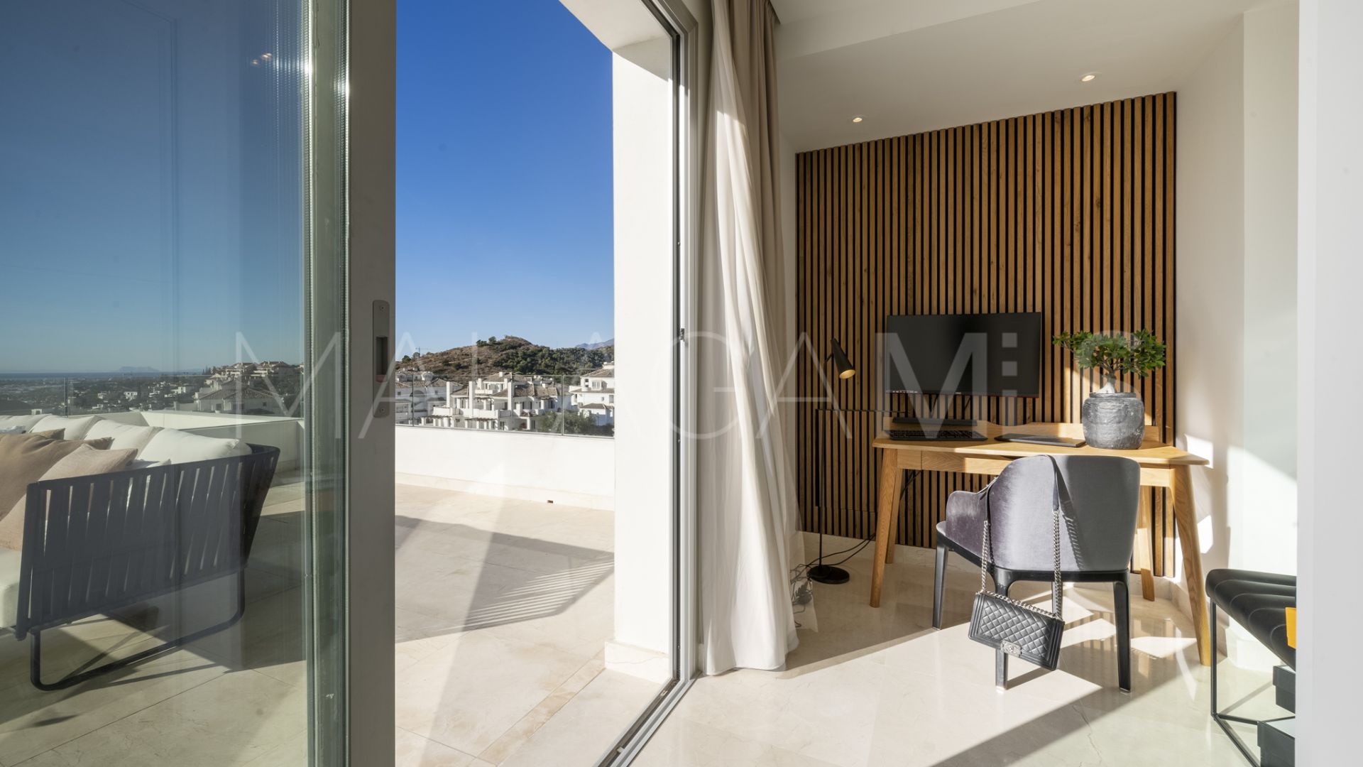 Tvåvånings takvåning for sale in La Morelia de Marbella