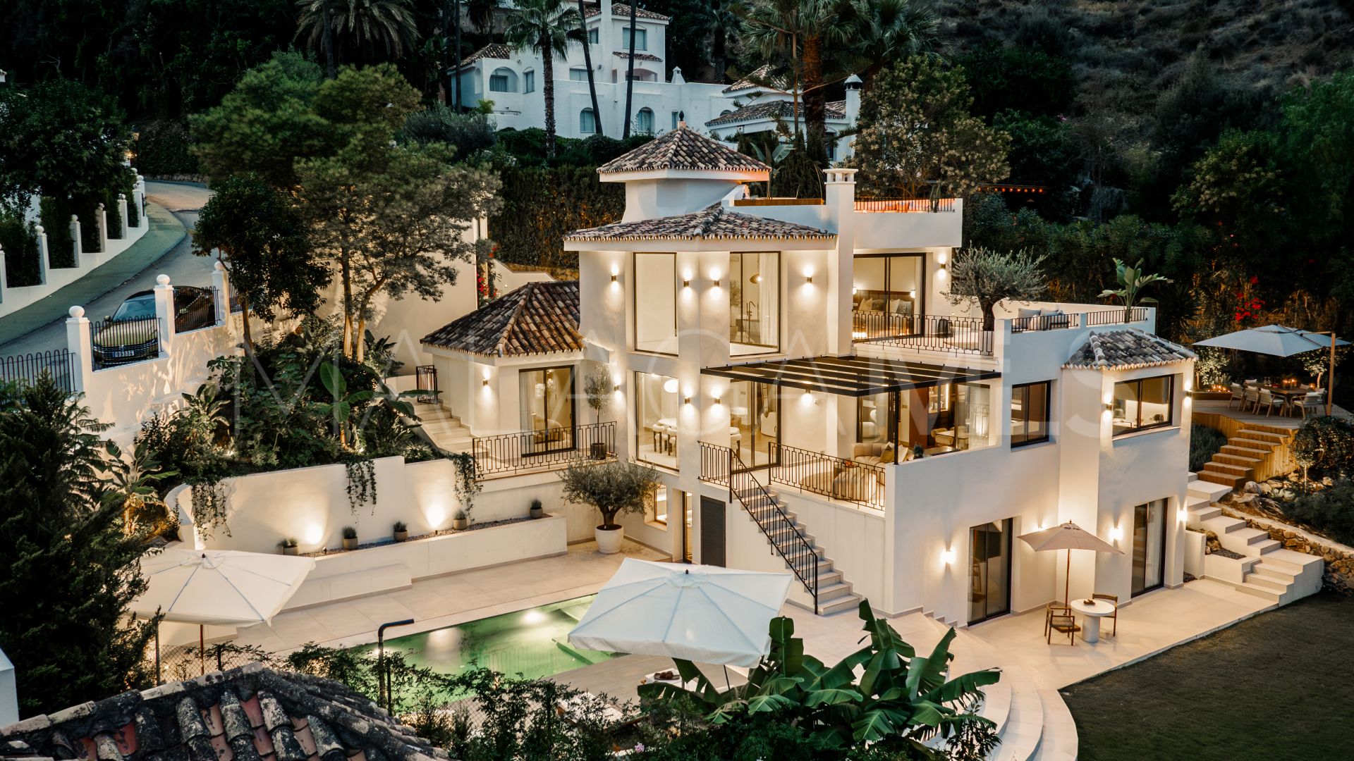 Villa de 5 bedrooms for sale in Los Naranjos Hill Club