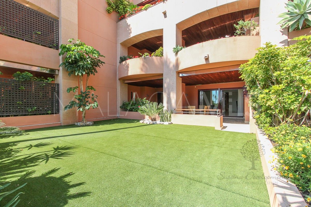 Se vende apartamento planta baja with 2 bedrooms in Malibu