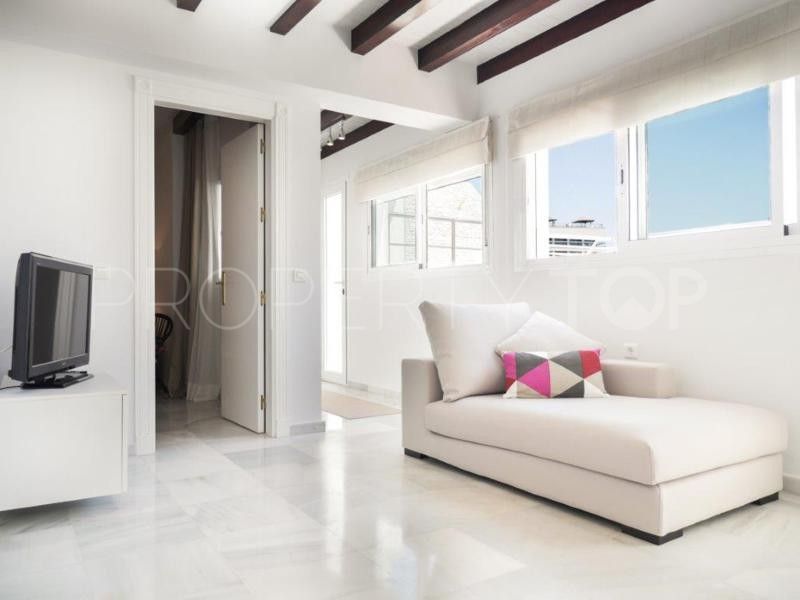 For sale penthouse in Marbella Golden Mile