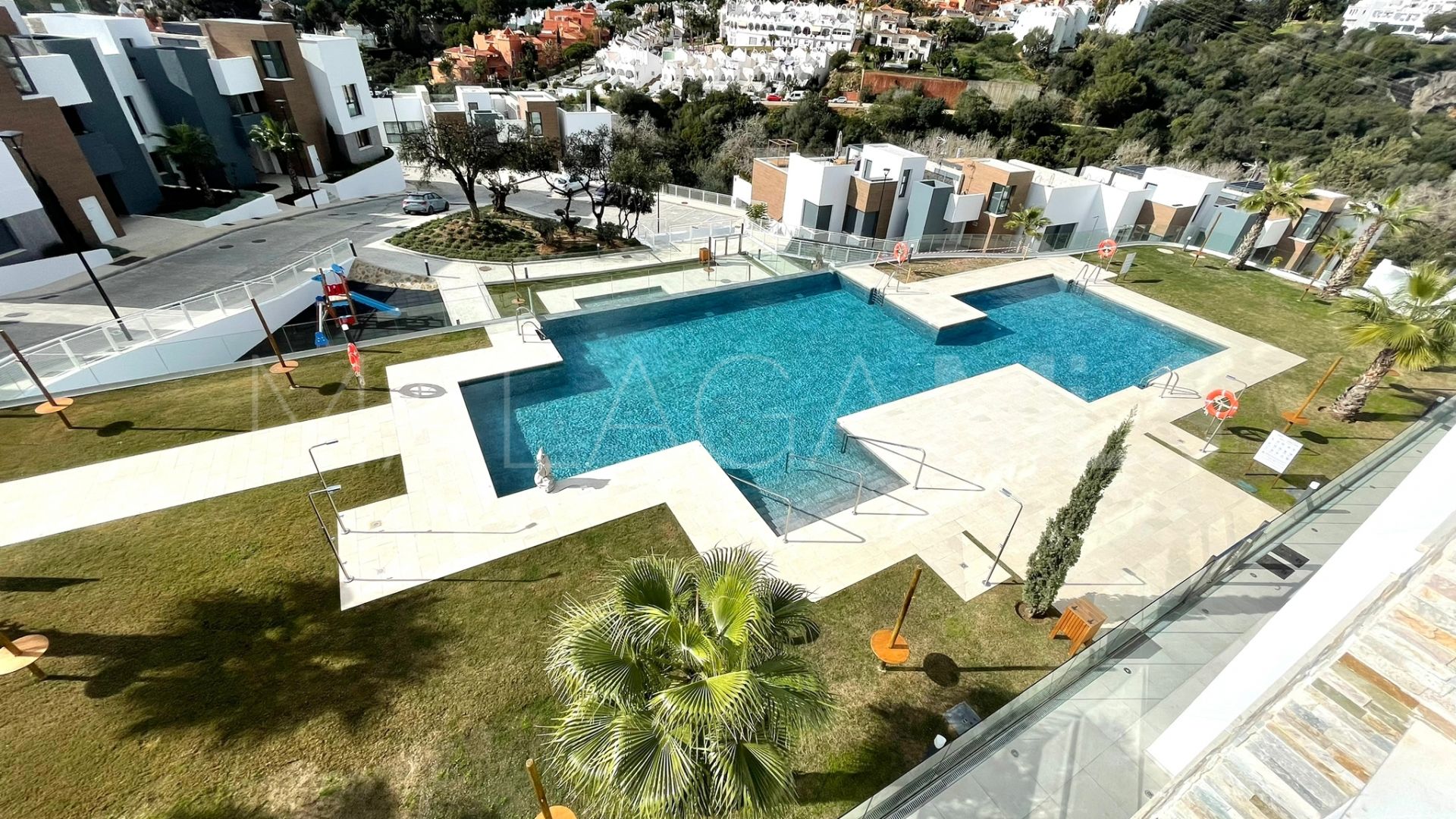 Duplex penthouse for sale in Marbella