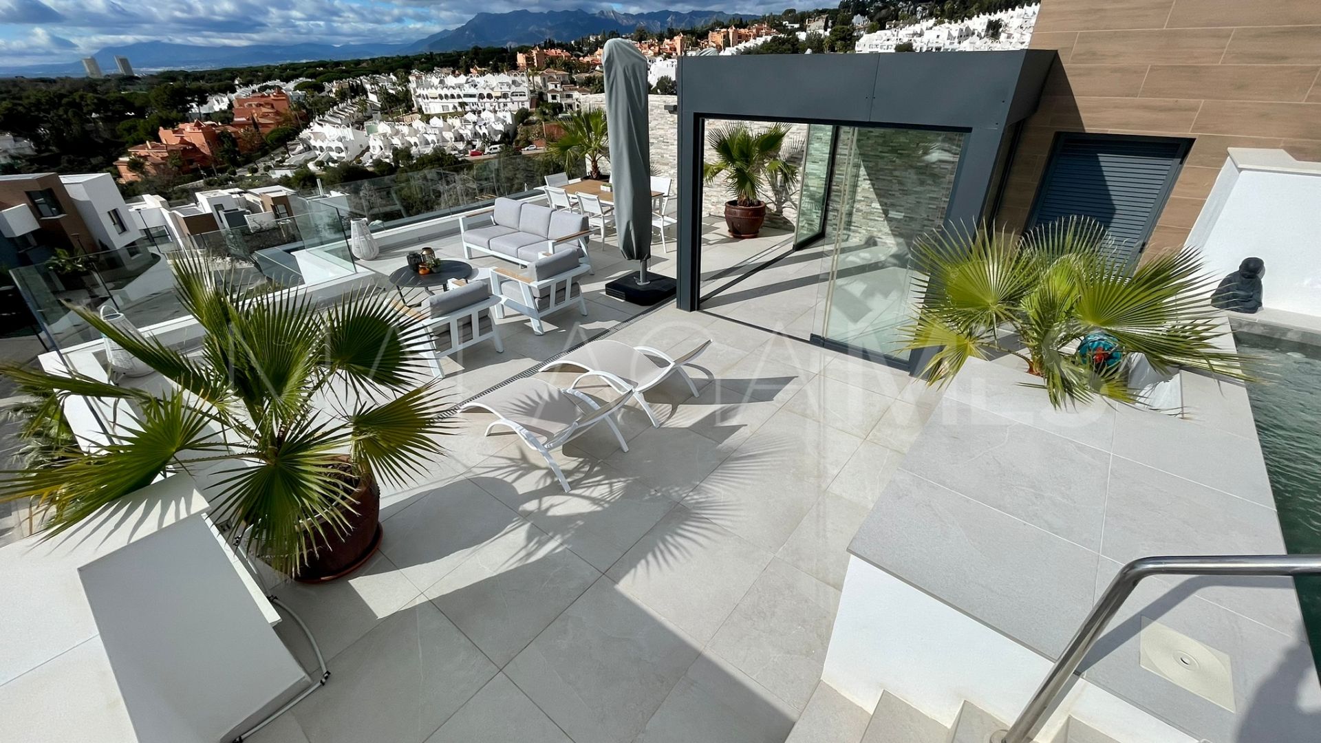 Duplex penthouse for sale in Marbella