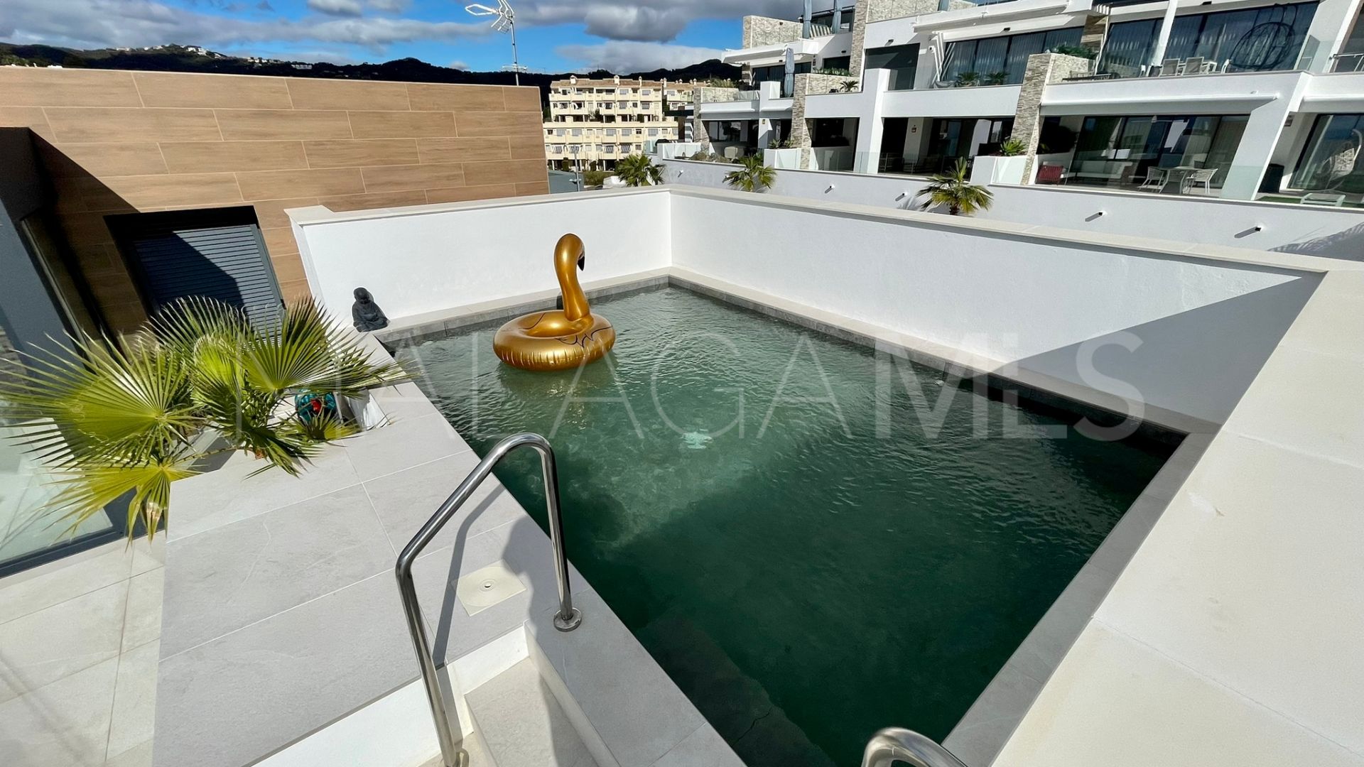 Duplex penthouse for sale in Marbella