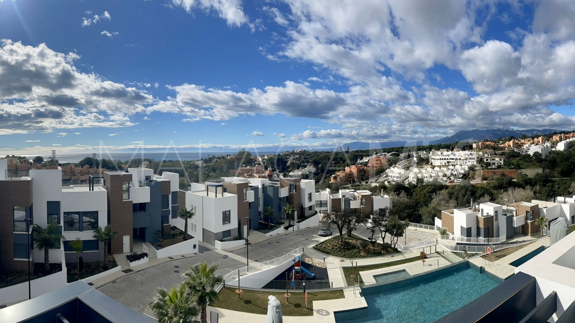 Duplex penthouse for sale in Marbella