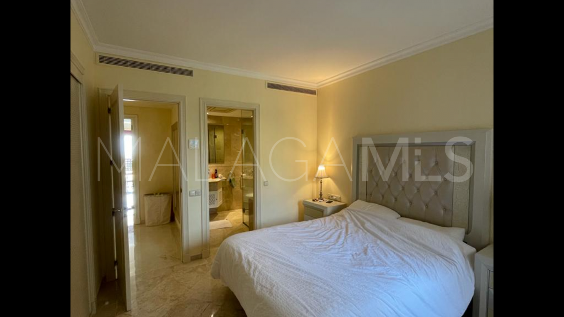For sale 3 bedrooms apartment in Costalita